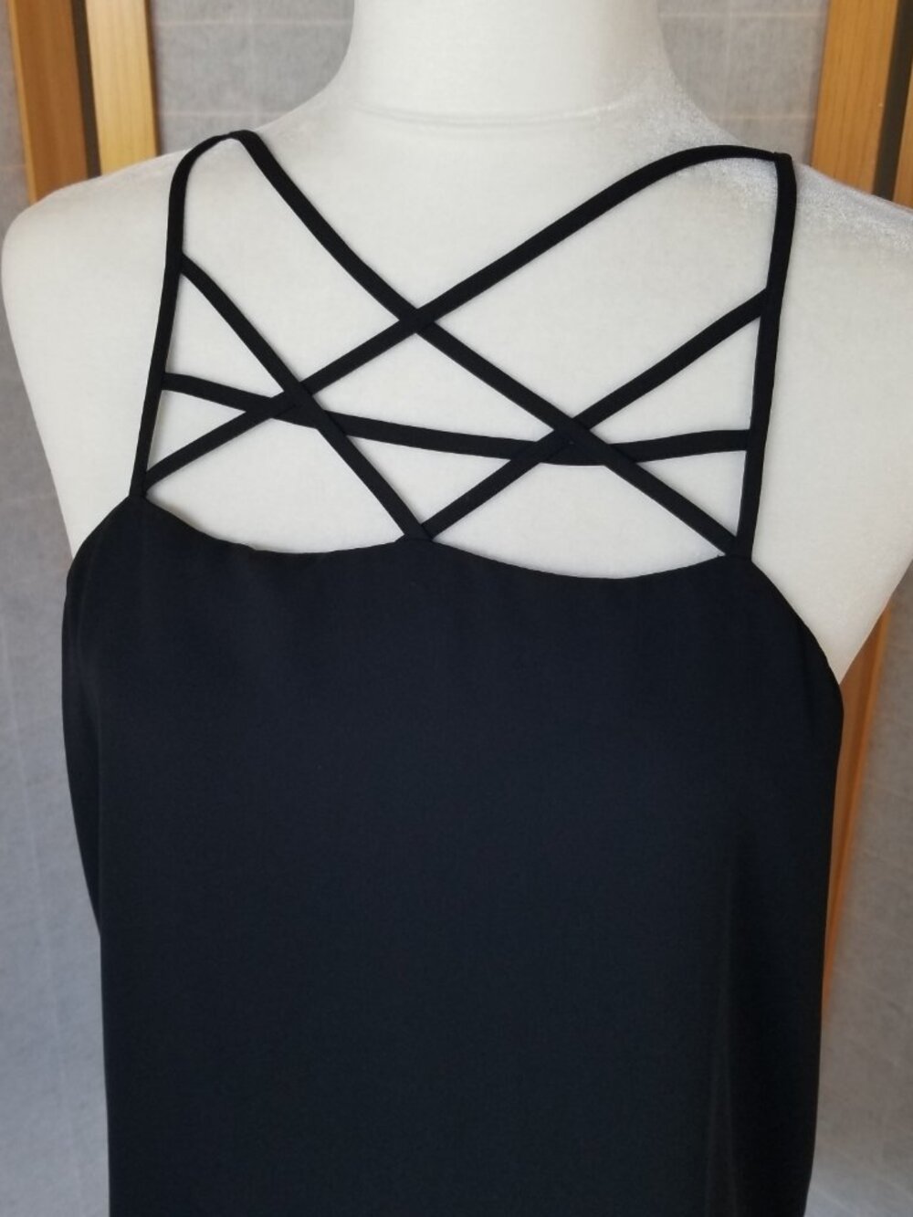 Express Barcelona Cami Tank Top Black Size Medium Strappy Flowing Fit - Picture 5 of 11
